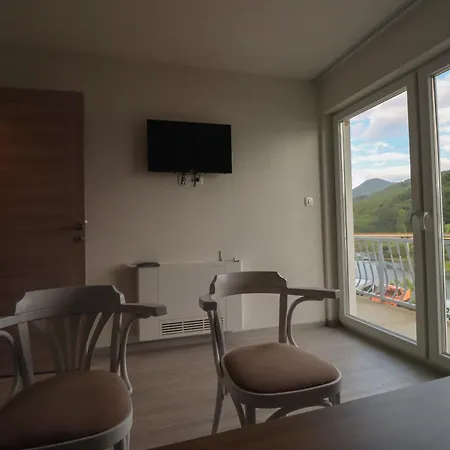 Tadic Apartment Jaklici
