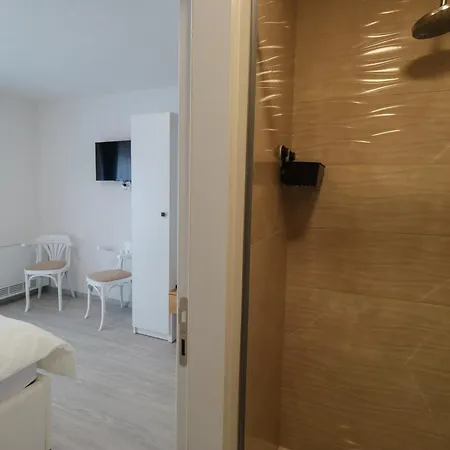 Tadic Apartment Jaklici
